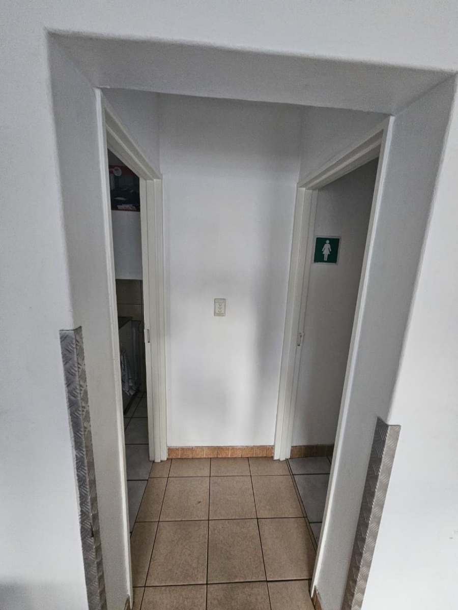 To Let Commercial Property for Rent in Stikland Industrial Western Cape